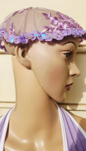 將圖片載入圖庫檢視器 Lavender With Iridescent Sequin Trim