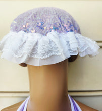 गैलरी व्यूवर में इमेज लोड करें, Holographic With White Trim